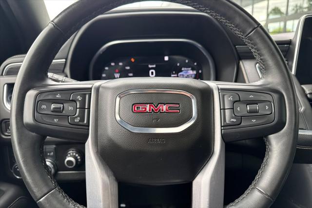 2023 GMC Yukon XL 4WD SLT
