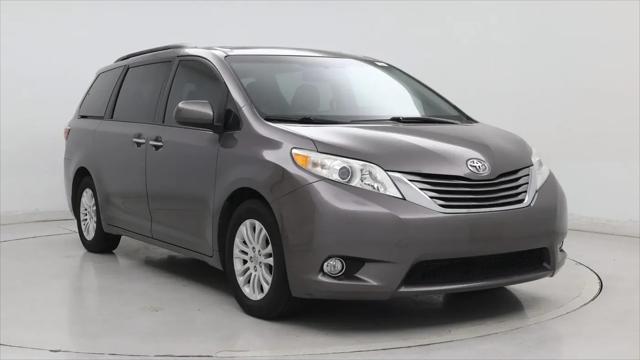 2017 Toyota Sienna XLE Premium 8 Passenger for sale in Norman, OK
