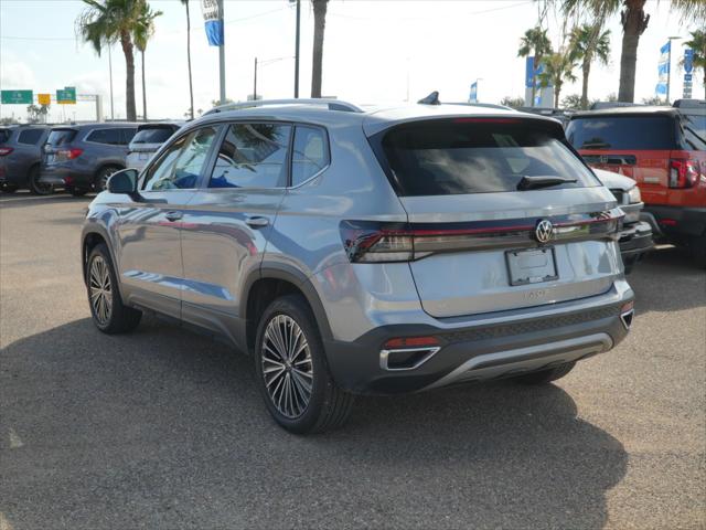2025 Volkswagen Taos 1.5T SE