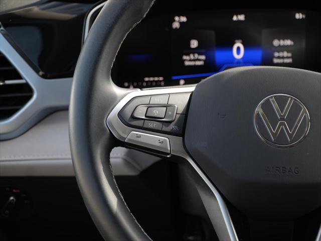 2025 Volkswagen Taos 1.5T SE