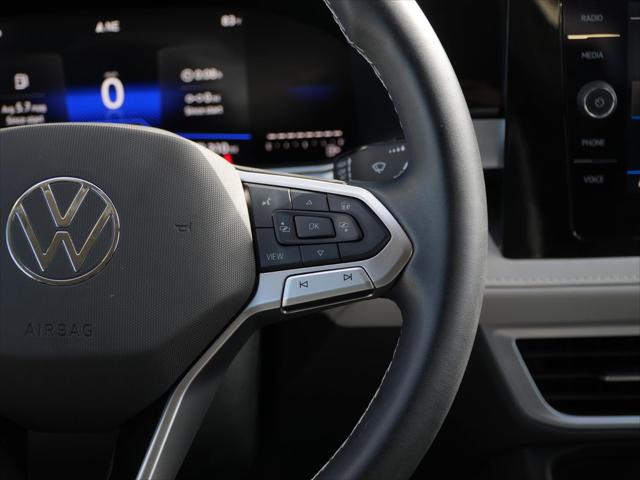 2025 Volkswagen Taos 1.5T SE