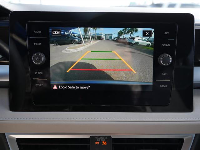 2025 Volkswagen Taos 1.5T SE