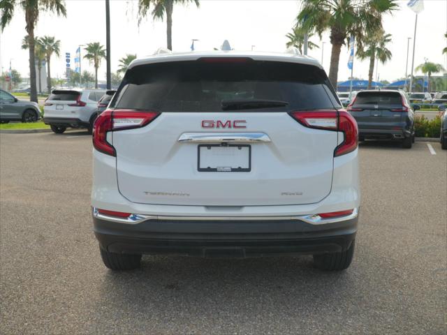2024 GMC Terrain AWD SLT