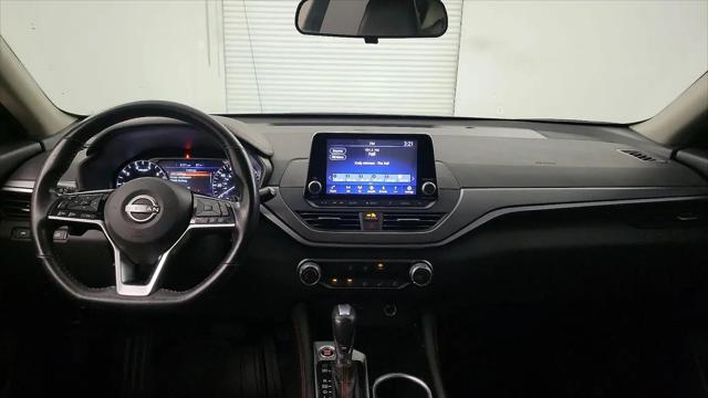 2023 Nissan Altima SR Intelligent AWD