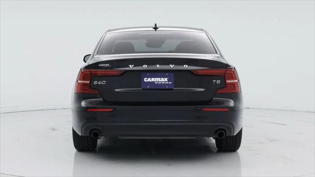 2021 Volvo S60 T5 Momentum
