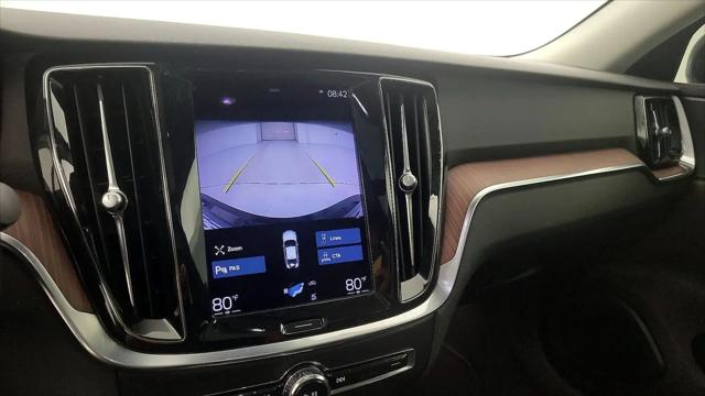 2021 Volvo S60 T5 Momentum