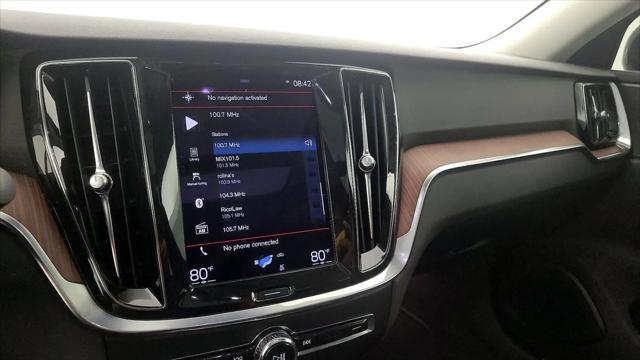 2021 Volvo S60 T5 Momentum