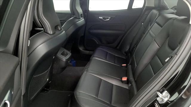 2021 Volvo S60 T5 Momentum