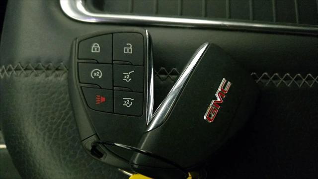 2021 GMC Yukon 4WD Denali