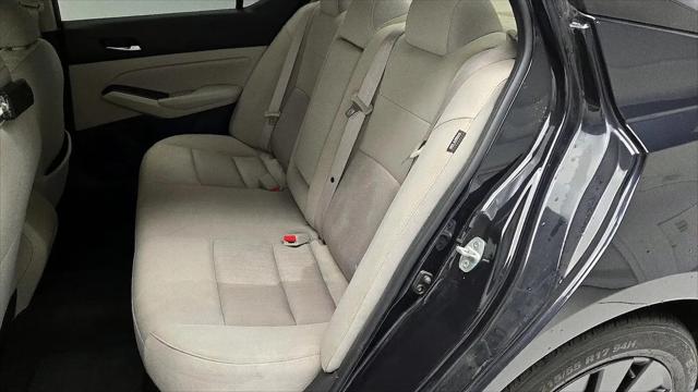2022 Nissan Altima SV FWD