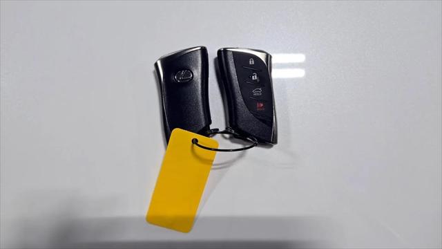 2024 Lexus ES 350 F SPORT Handling