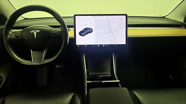 2019 Tesla Model 3 Standard Range Plus