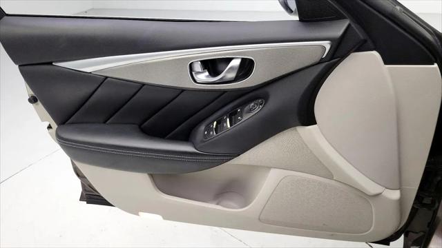 2014 INFINITI Q50 Standard