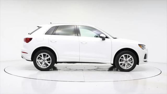 2023 Audi Q3 Premium 40 TFSI quattro Tiptronic