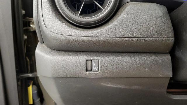 2023 Chevrolet Colorado 2WD Crew Cab Short Box WT