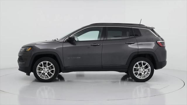 2023 Jeep Compass Latitude Lux FWD