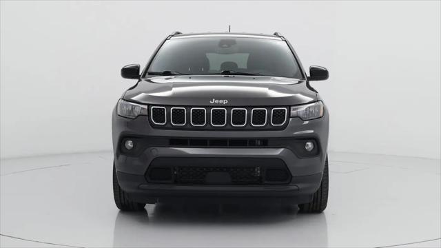 2023 Jeep Compass Latitude Lux FWD