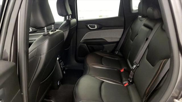 2023 Jeep Compass Latitude Lux FWD