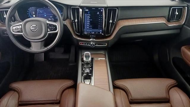 2022 Volvo XC60 Recharge T8 Inscription Extended Range