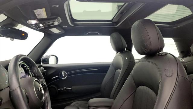 2022 MINI SE Hardtop Cooper