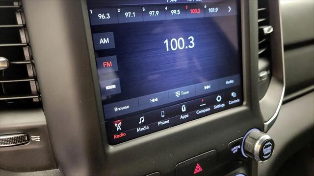 2019 Ram 1500 Big Horn/Lone Star Crew Cab 4x4 5'7" Box