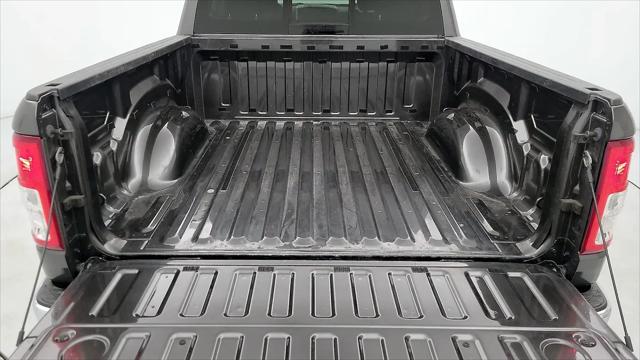 2019 Ram 1500 Big Horn/Lone Star Crew Cab 4x4 5'7" Box