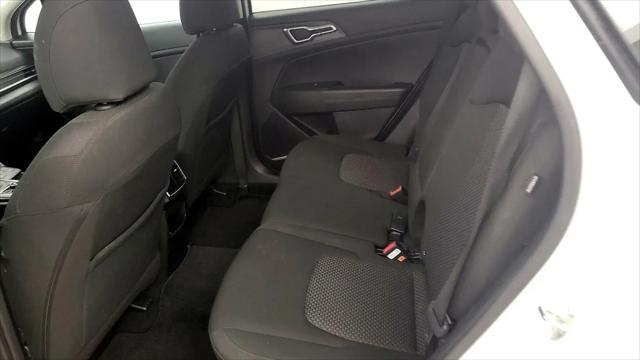 2025 Kia Sportage LX