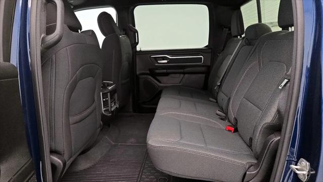 2023 Ram 1500 Big Horn Crew Cab 4x4 5'7" Box