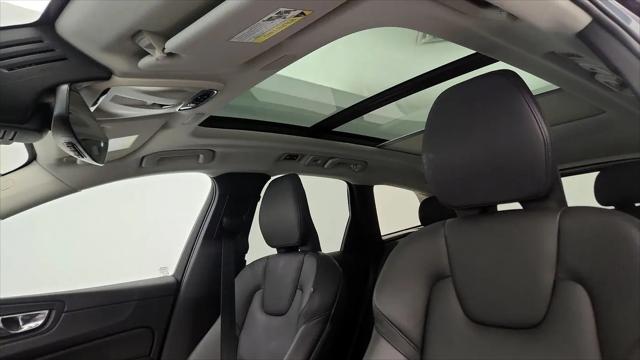 2021 Volvo XC60 T5 Momentum