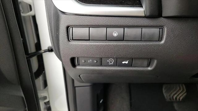 2023 Nissan Rogue SL FWD