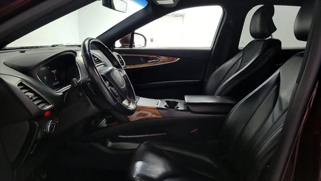 2019 Lincoln Nautilus Select