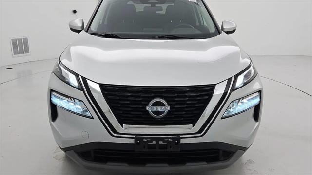 2022 Nissan Rogue SV FWD
