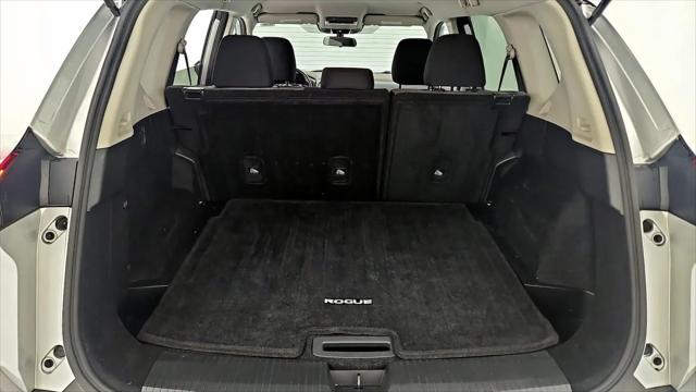 2022 Nissan Rogue SV FWD