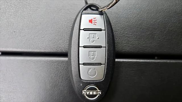 2022 Nissan Rogue SV FWD