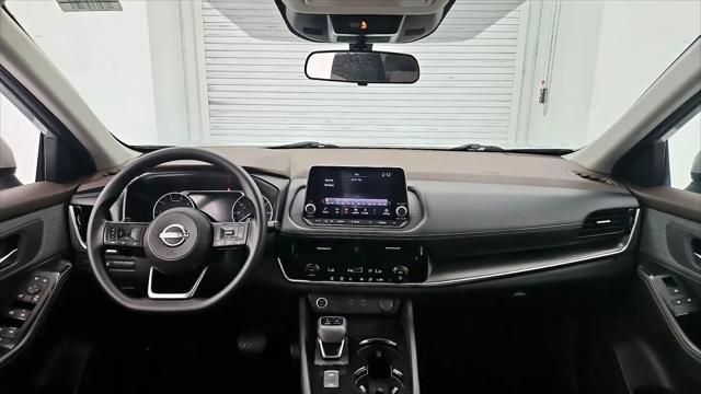 2022 Nissan Rogue SV FWD