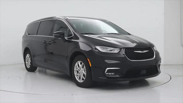2025 Chrysler Pacifica Select for sale in Jackson, MS