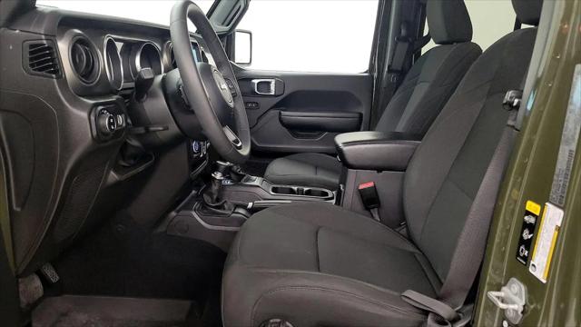 2023 Jeep Gladiator Sport