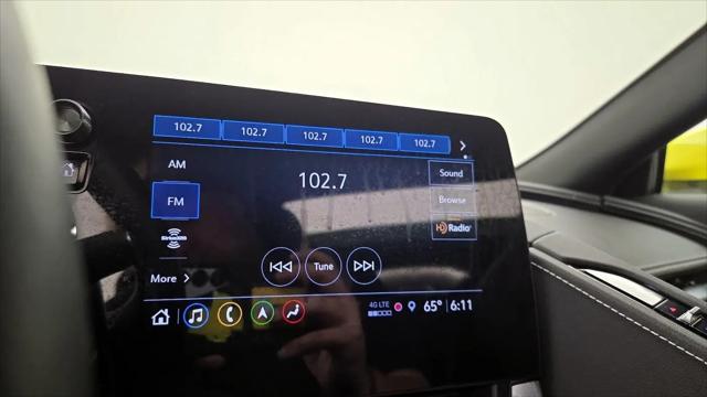 2023 Chevrolet Corvette Stingray RWD Convertible 2LT