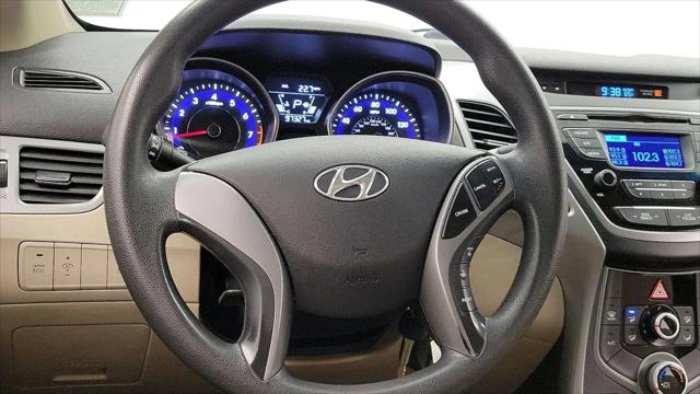 2014 Hyundai Elantra SE