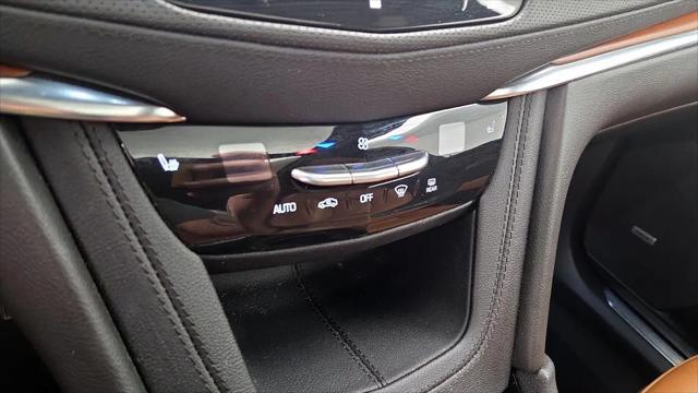 2021 Cadillac XT5 AWD Premium Luxury
