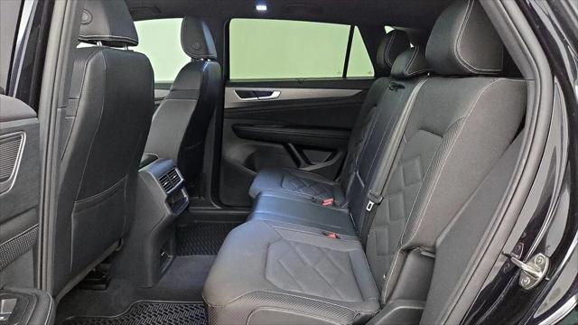 2024 Volkswagen Atlas Cross Sport 2.0T SE w/Technology