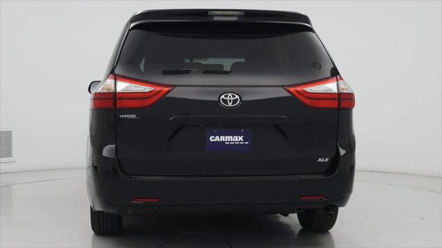 2015 Toyota Sienna XLE 8 Passenger