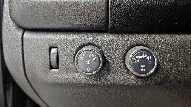 2021 GMC Canyon 4WD Crew Cab Short Box Elevation
