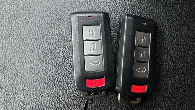 2015 Mitsubishi Outlander SE