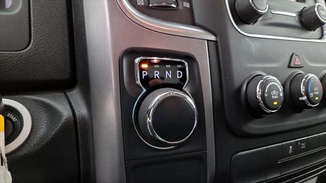 2022 Ram 1500 Classic SLT Crew Cab 4x2 5'7" Box