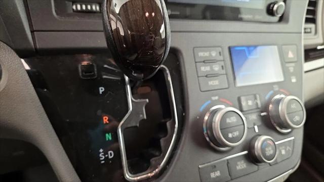 2019 Toyota Sienna Limited Premium 7 Passenger