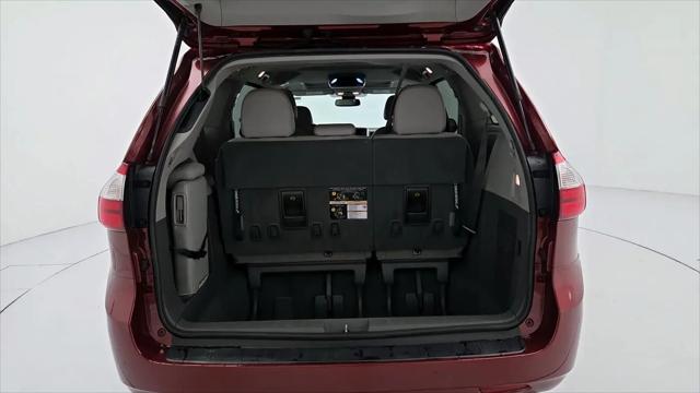 2019 Toyota Sienna Limited Premium 7 Passenger