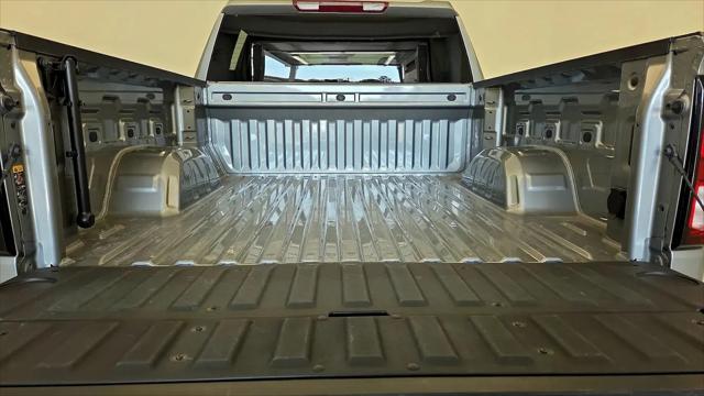 2024 GMC Sierra 1500 4WD Crew Cab Short Box Elevation with 3VL