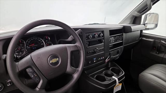 2025 Chevrolet Express Cargo Van RWD 2500 Regular Wheelbase WT