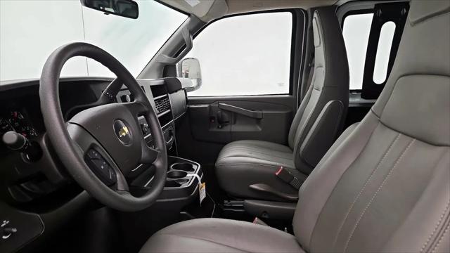 2025 Chevrolet Express Cargo Van RWD 2500 Regular Wheelbase WT